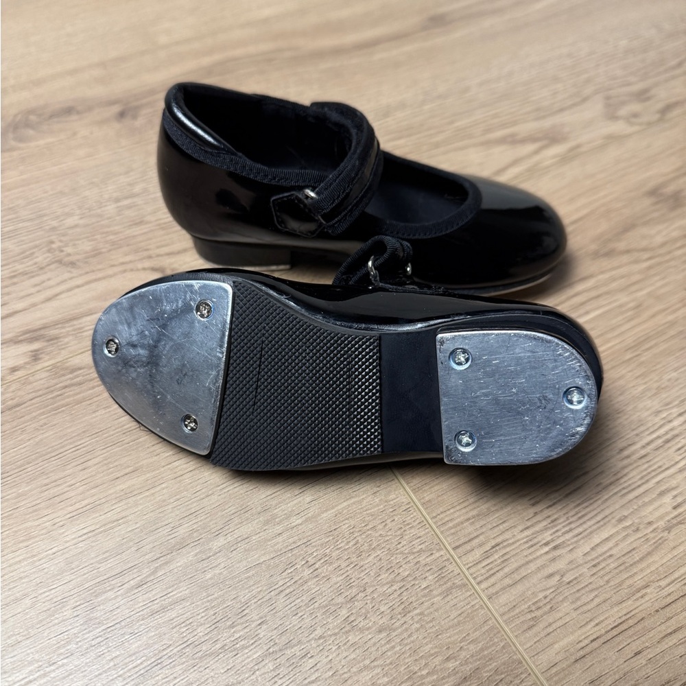 Stelle tap shoes for girls size 7 MT